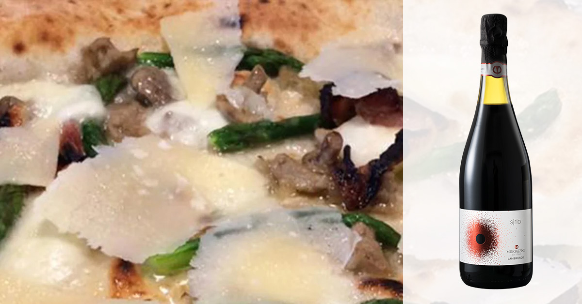 Pizza asparagi, funghi prugnoli allo scalogno e guanciale abbinata al Lambrusco Secco